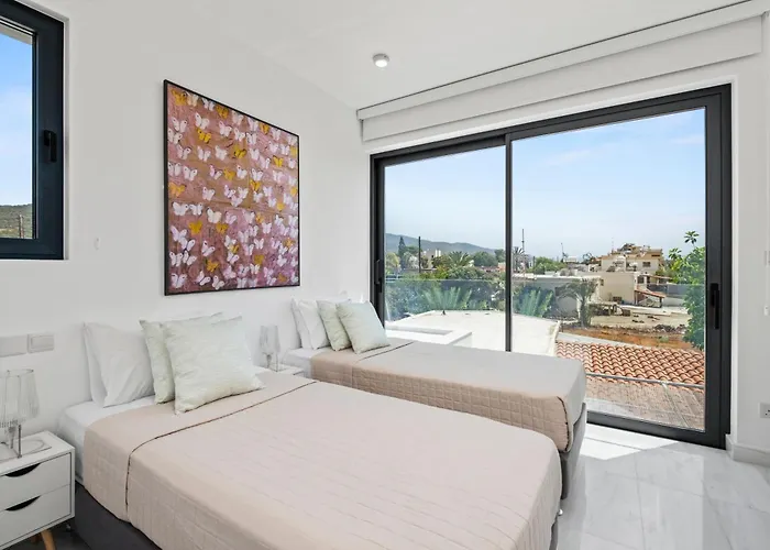 ヴィラ Blue Iris Luxury By Nomads - Steps To