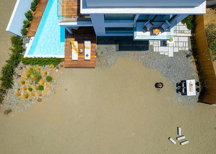 Blue Iris Luxury By Nomads - Steps To ヴィラ *