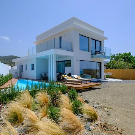 Blue Iris Luxury Beachfront Villa By Nomads - Direct Beach Access & Private Pool *
